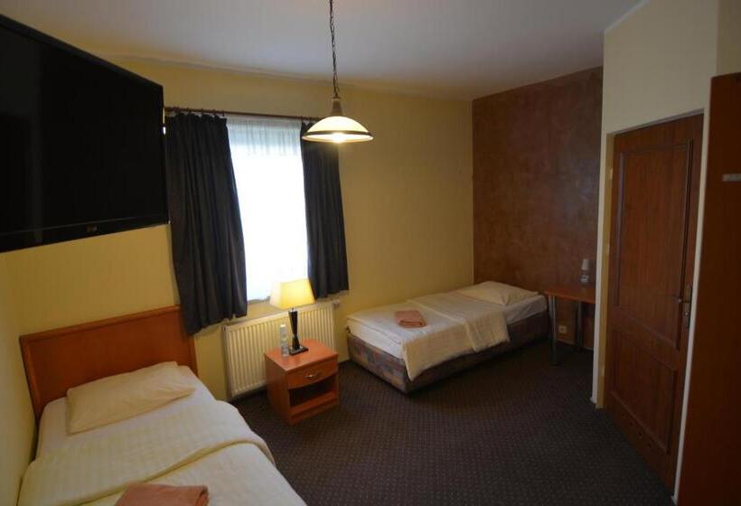 스탠다드 룸, Stawisko Klaudyn