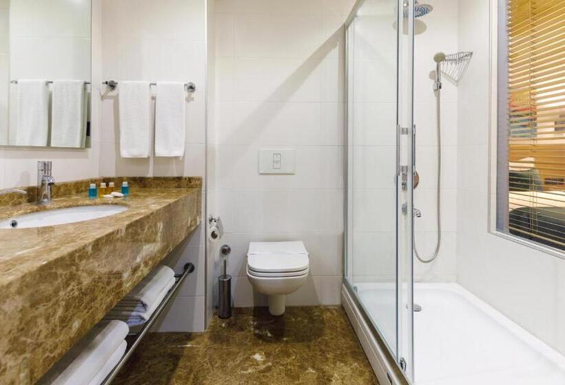 سوییت خانوادگی, Urban Hotel Bomonti