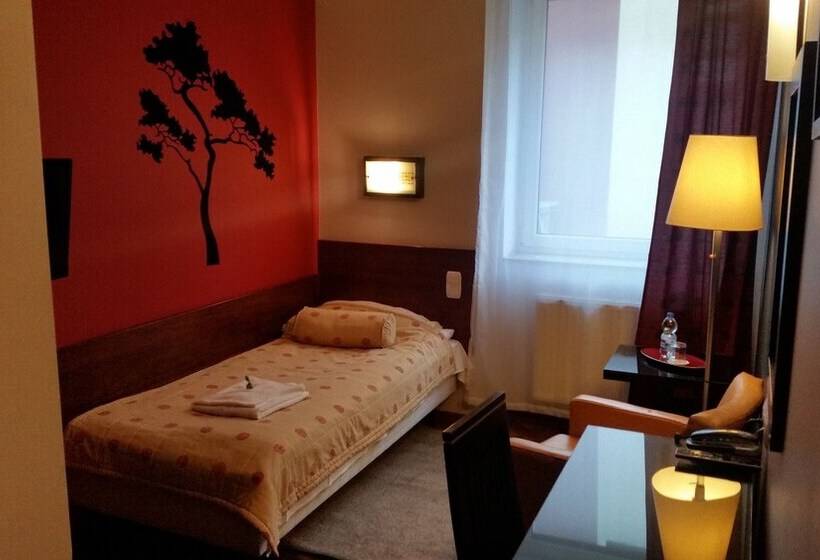 חדר סטנדרט יחיד, Willa Litarion Old Town