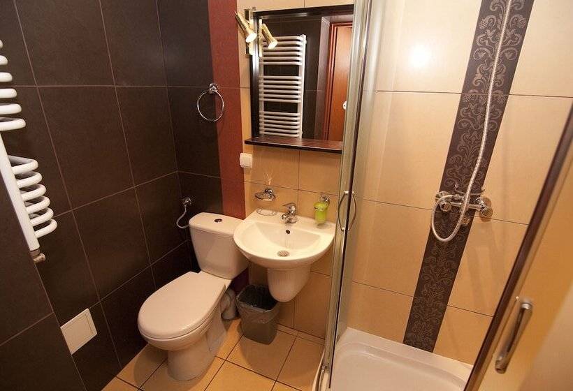 غرفة قياسية, Willa Mewa