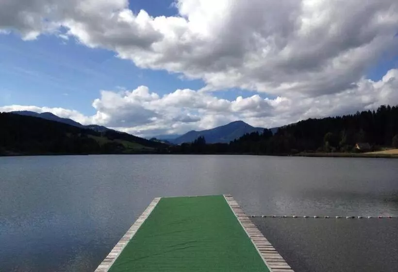 レイクビュースタンダードルーム, Jerà Am Furtnerteich