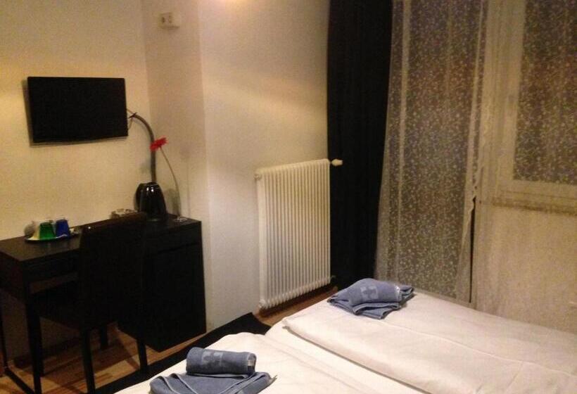 غرفة قياسية مطلّة علي البحيرة, Jerà Am Furtnerteich