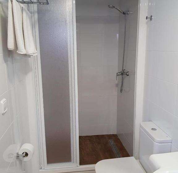 اتاق استاندارد سه نفره, Pensión La Orozca Benidorm