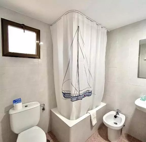 スタンダード4人部屋, Pensión La Orozca Benidorm