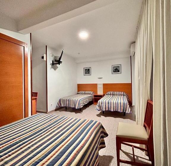 اتاق استاندارد چهار تخته, Pensión La Orozca Benidorm