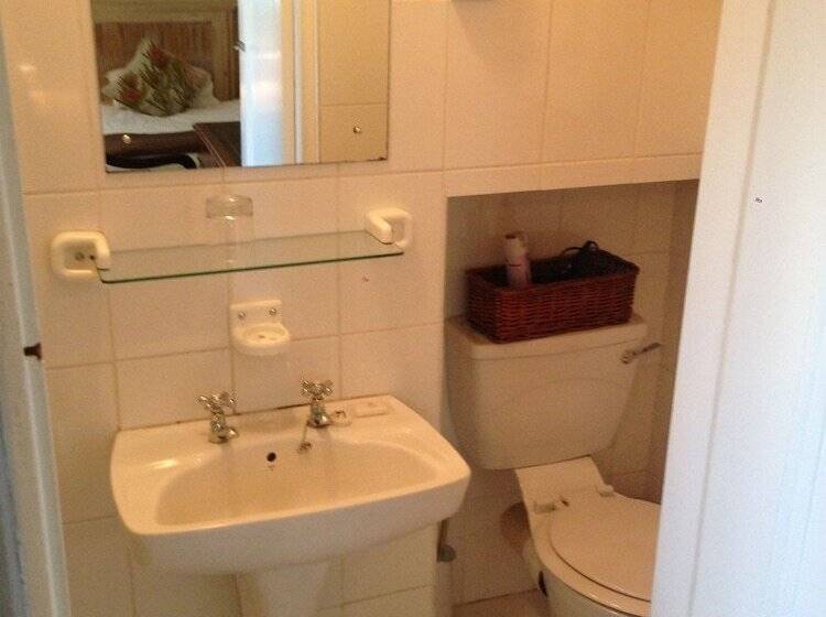 اتاق استاندارد یک نفره, Ryneveld Country Lodge