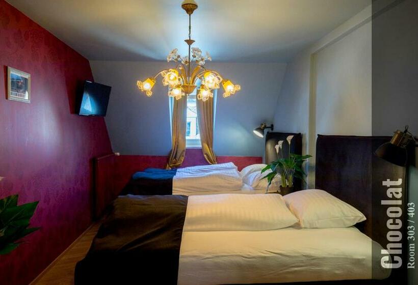 Standard Studio, The Henry Self Check In Guesthouse