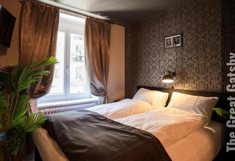 Standard Studio, The Henry Self Check In Guesthouse