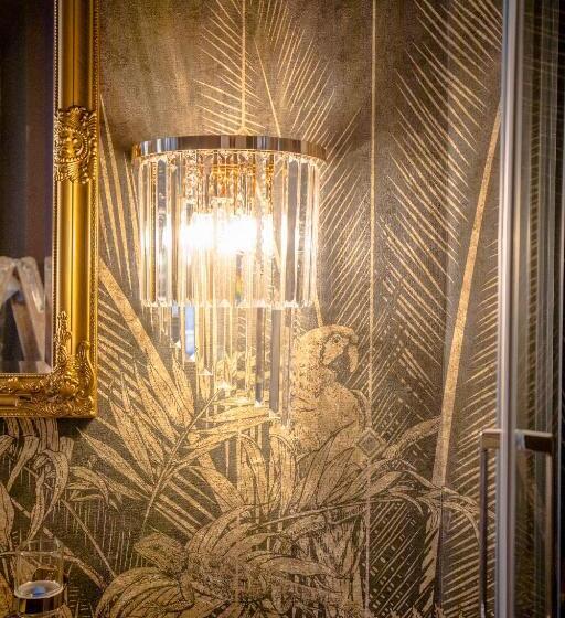 Standard Studio, The Henry Self Check In Guesthouse