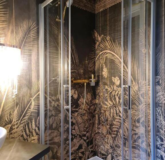 Standard Studio, The Henry Self Check In Guesthouse