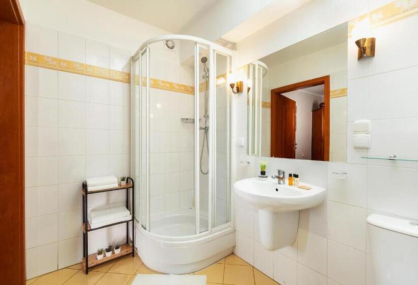 Номер Стандарт, Villa Toscania Check In 24h