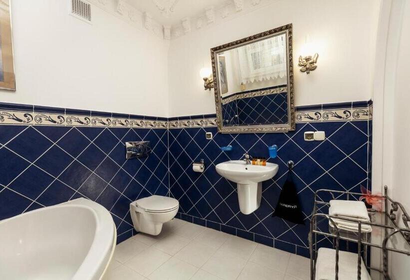 Номер Deluxe, Villa Toscania Check In 24h