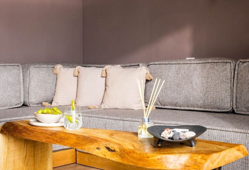 皇家套房, Avaton Suites & Villa Philian Collection