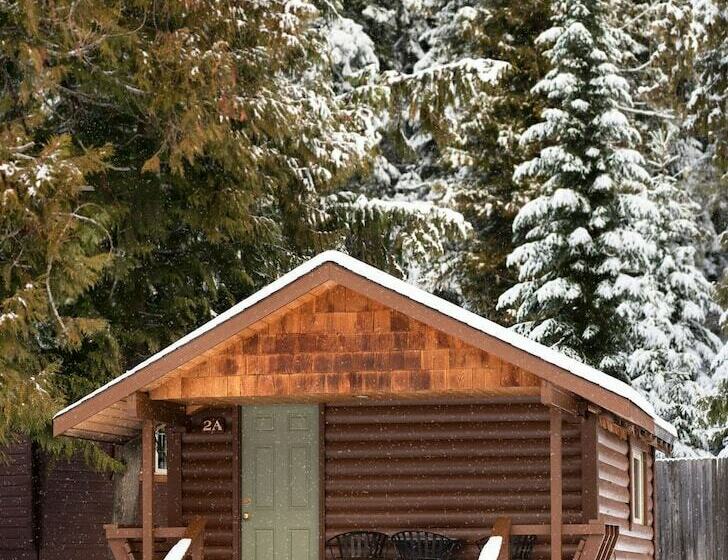スーペリアキャビン, Lochsa Lodge