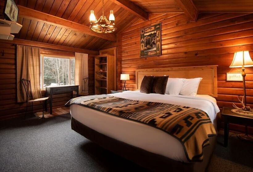 Номер Классика Двуспальная Кровать, Lochsa Lodge