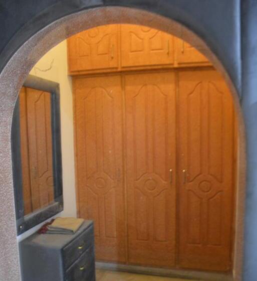 سوییت جونیور لوکس, Royal Emirates Residence