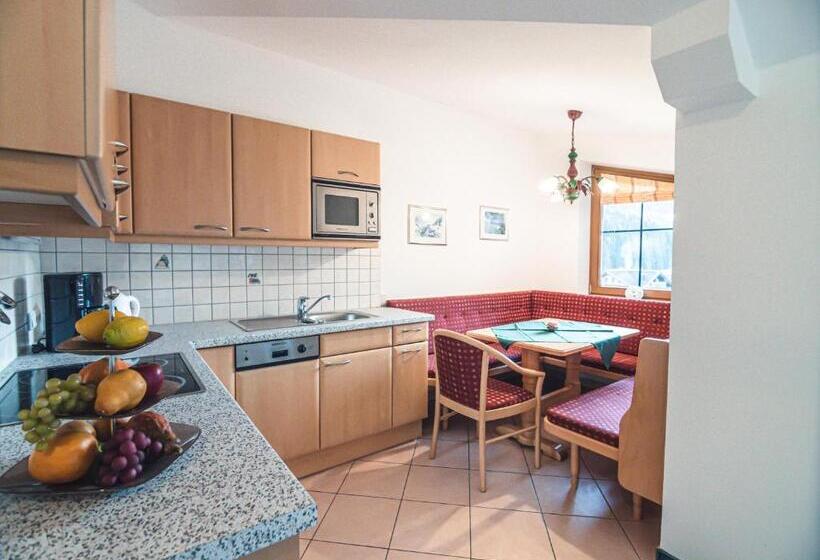 침실 1개 아파트, Andrea 3 Sterne Superior