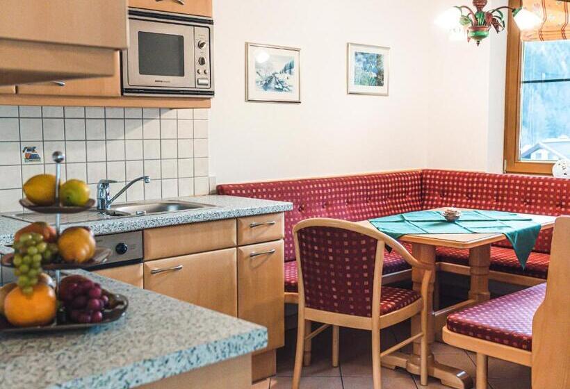 침실 1개 아파트, Andrea 3 Sterne Superior