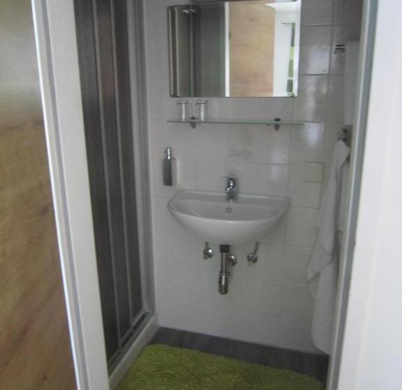 غرفة قياسية مزوَّدة بشُرفة, Frühstückspension Kibler