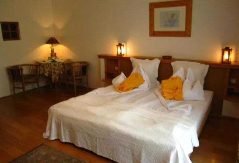 Comfort room with terrace, Römerstein