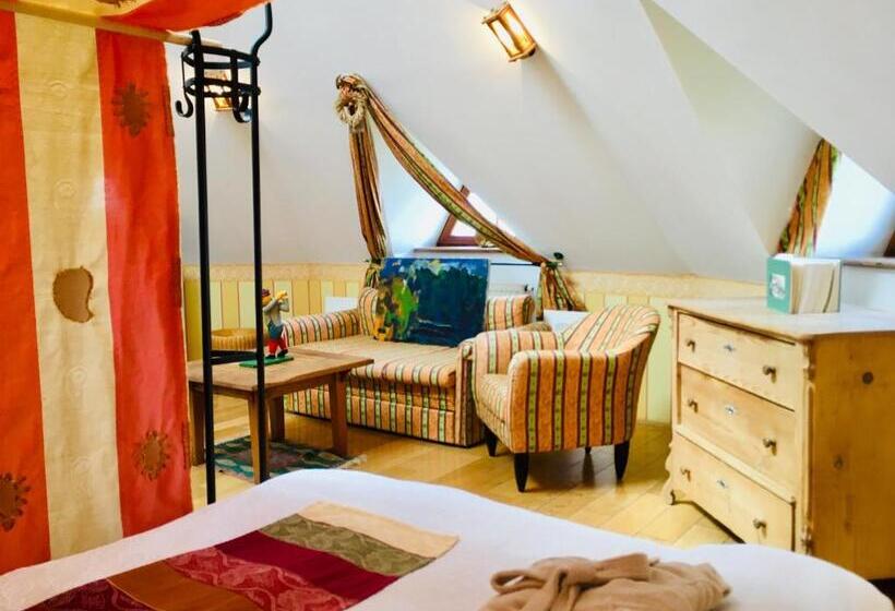 舒适的小型套房, Römerstein