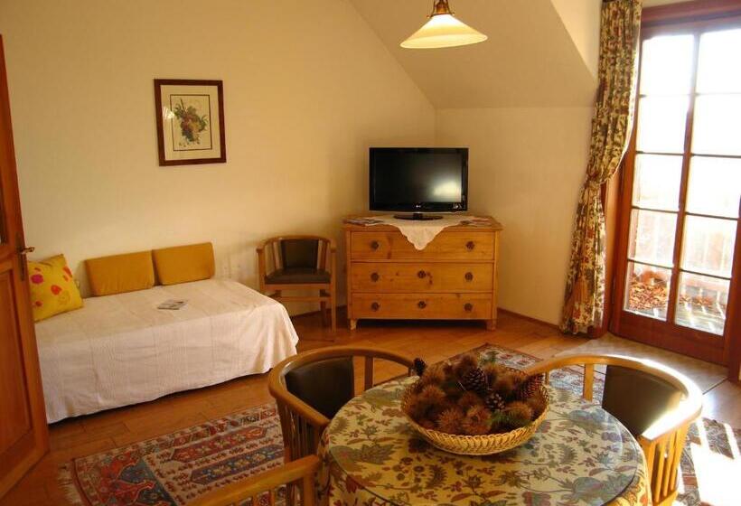 带1个卧室的带阳台的公寓, Römerstein