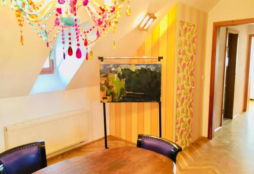 标准工作室带阳台, Römerstein