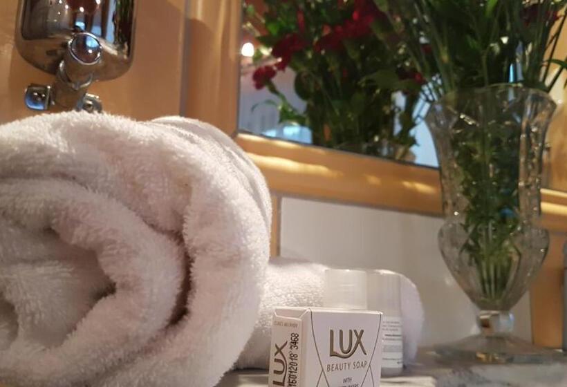 جناح, Golf  Und Sporthotel Moarhof