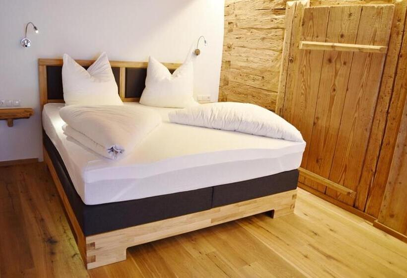 جناح, Golf  Und Sporthotel Moarhof