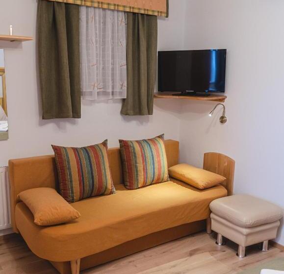 ファミリーステューディオ, Gästehaus Biobauernhof Mandl