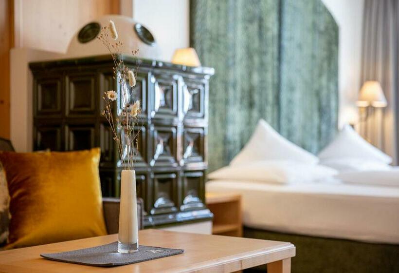 ジュニアスイート, Alpenhof