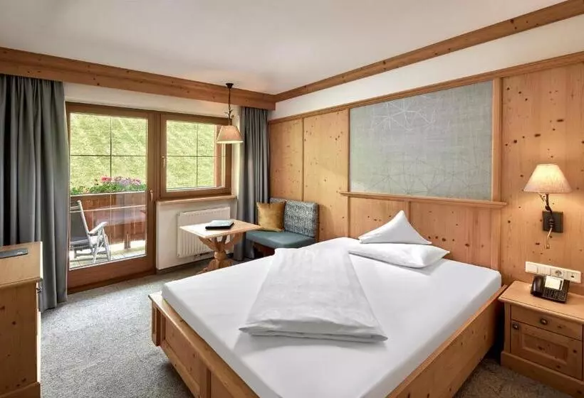 Comfort Yhden Hengen Huone, Alpenhof