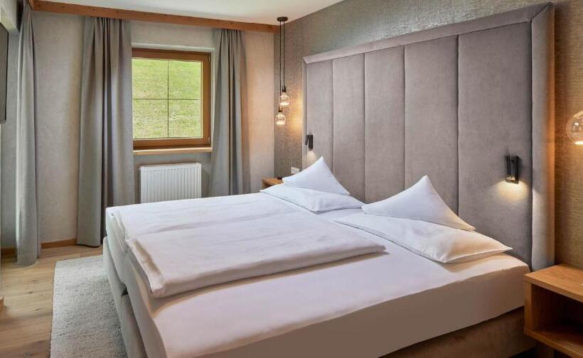 スイート, Alpenhof