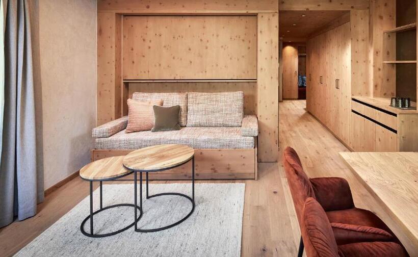 スイート, Alpenhof