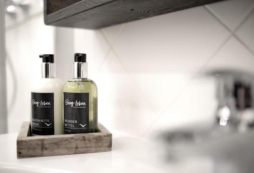 חדר משפחתי נוף להרים, Berg Leben