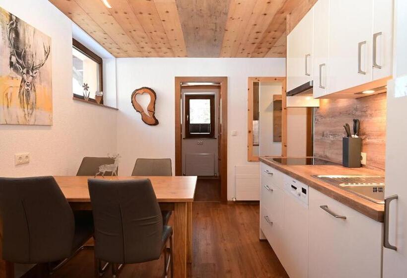 شقة غرفتين, Das Alpspitz