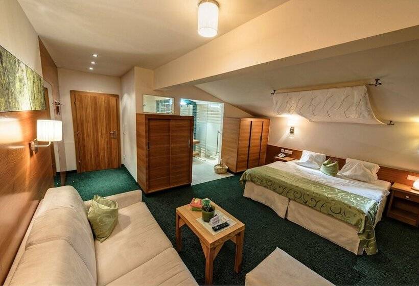 سوییت, Garni Romantika