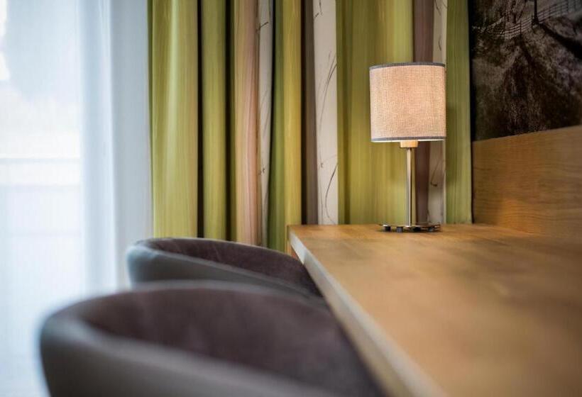 חדר סטנדרט עם מרפסת, Garni Sohler