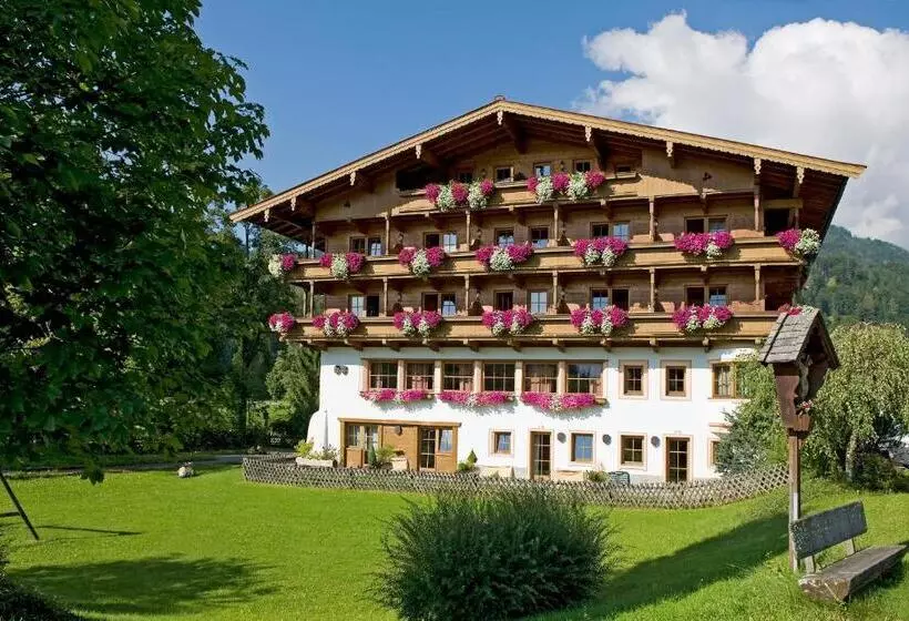 コンフォートルーム, Gut Kramerhof