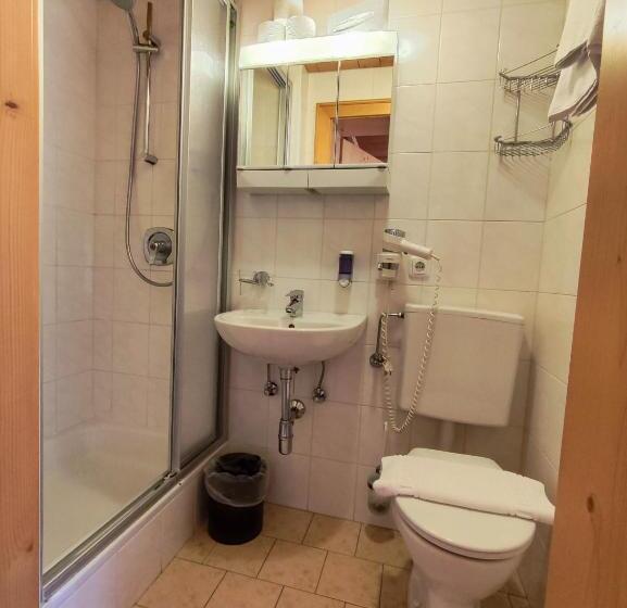 Номер Стандарт, Gut Kramerhof