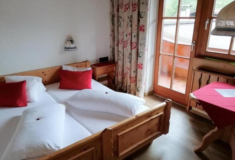 Номер Стандарт, Gut Kramerhof