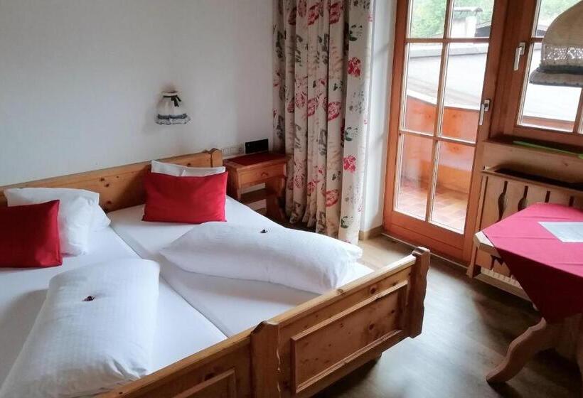 Номер Стандарт, Gut Kramerhof