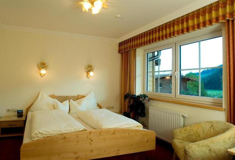 Семейный Номер, Gut Kramerhof