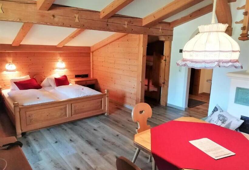 Студия Стандарт, Gut Kramerhof