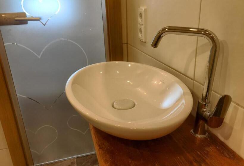 Апартаменты 3 Спальни, Haus Mariandl