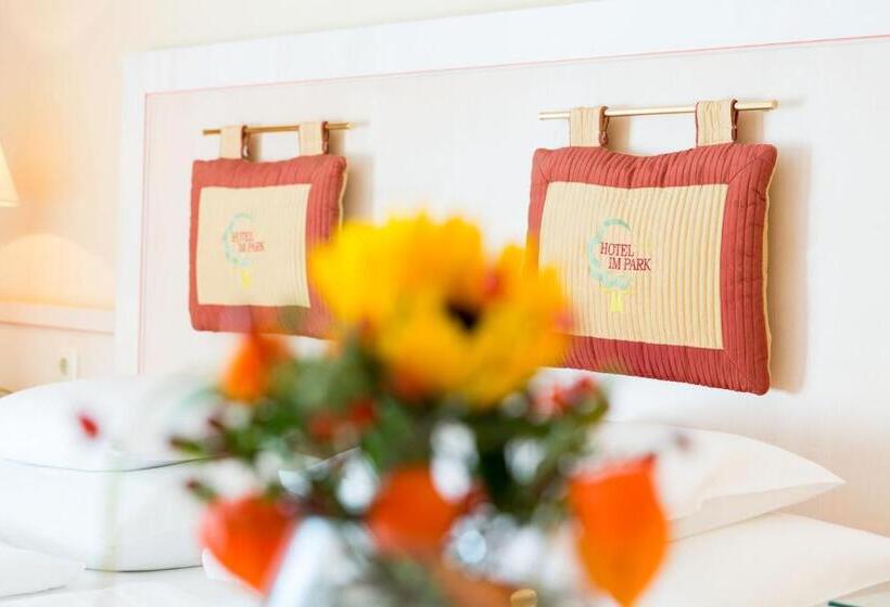 غرفة قياسية فردية, Im Park