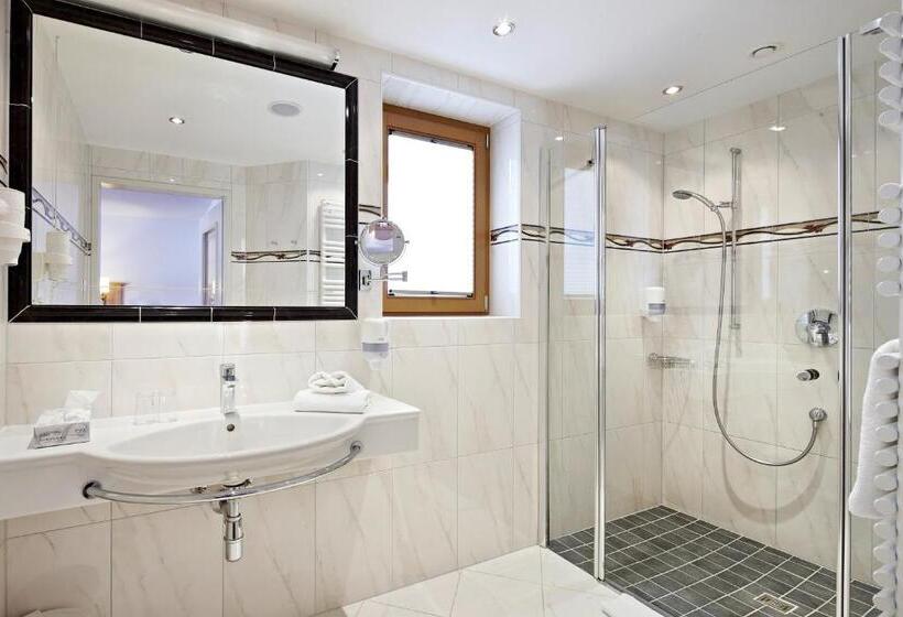 Номер Стандарт Индивидуальный с Балконом, Jägerhof