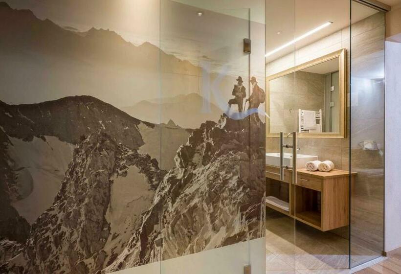 디럭스 룸, Karlwirt