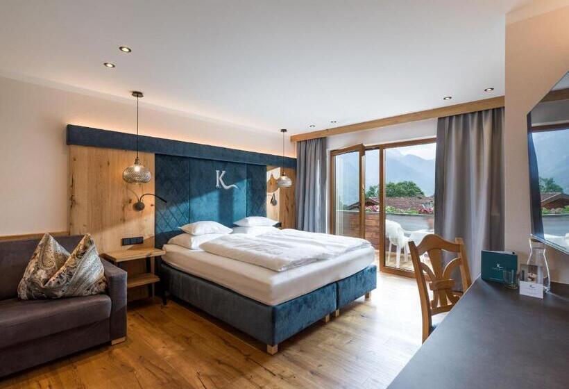 주니어 스위트 발코니, Karlwirt