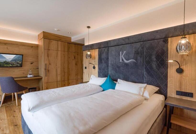 주니어 스위트 발코니, Karlwirt